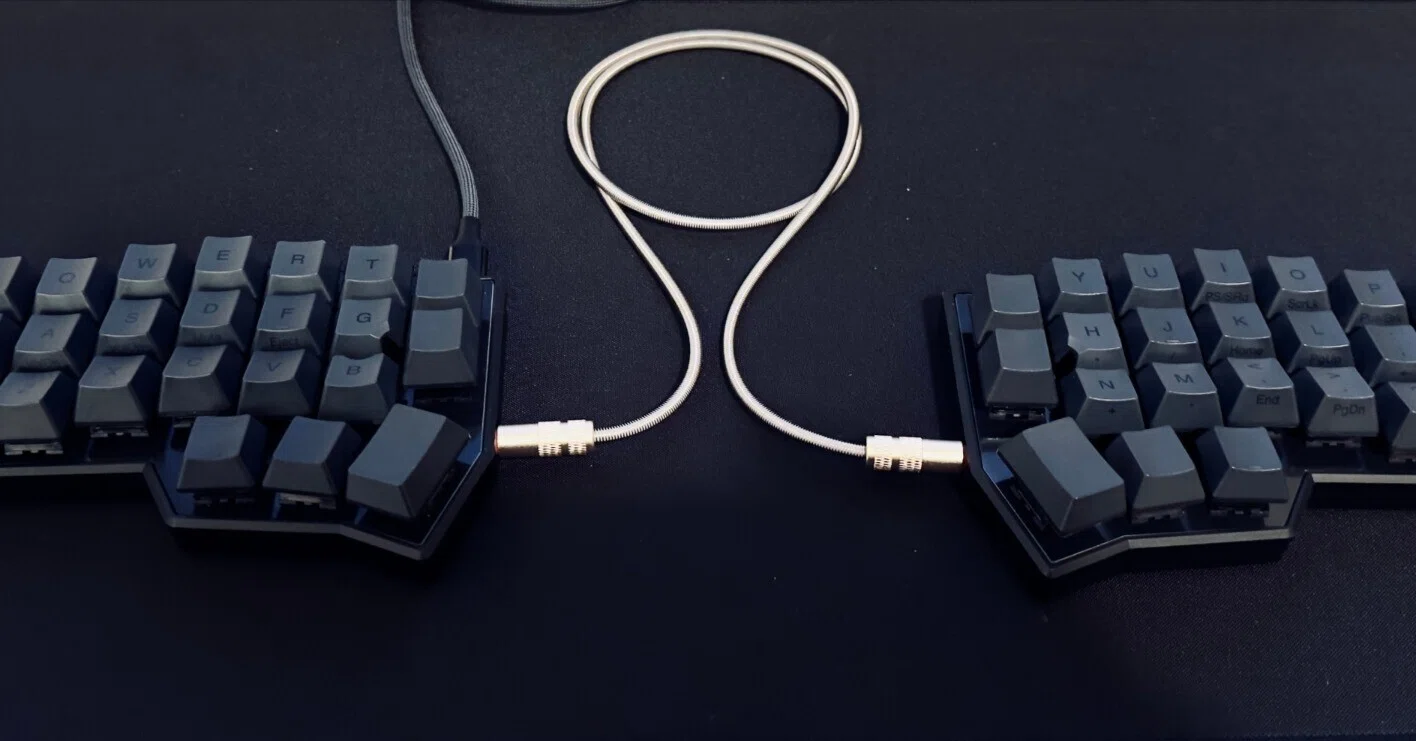 Corne V4 Cherry」という分割キーボードを買ったらすごく楽しくなった